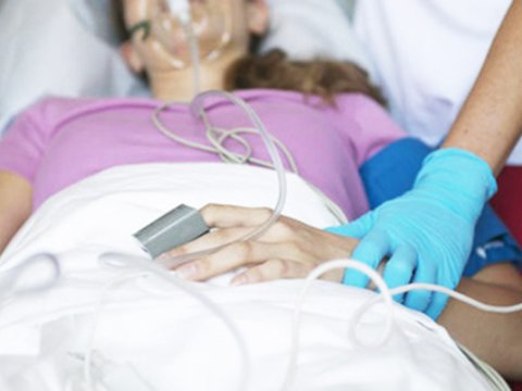 Əri tərəfindən güllələnən qadının vəziyyəti açıqlandı