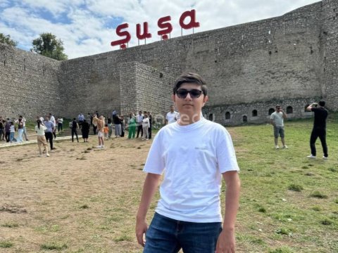 Sosial şəbəkələrdən uzaq durun! -&nbsp;Yüksək bal toplayan gəncdən çağırış