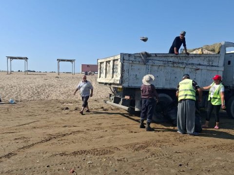 Çimərlikləri zibilləyənlər cəzalandırıldı