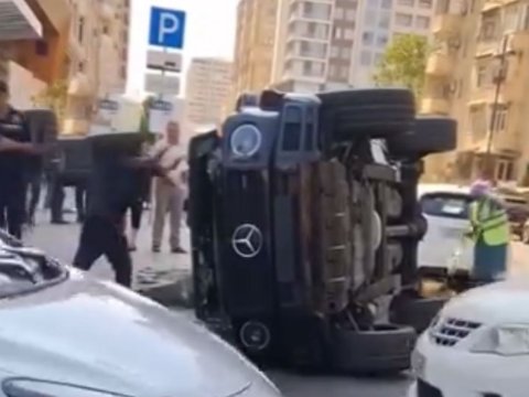 Bakıda "Gelandewagen" aşdı