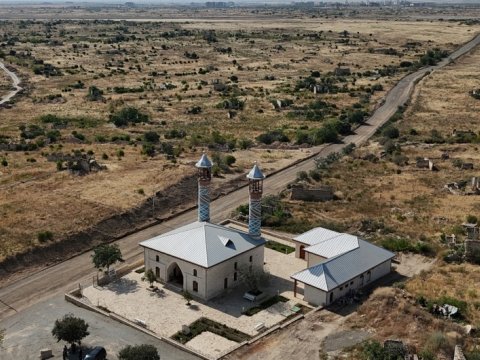 Qiyaslı məscidindən yeni GÖRÜNTÜLƏR