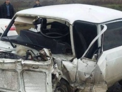 Bakıda ağır qəza - 1 ölü, 2 yaralı