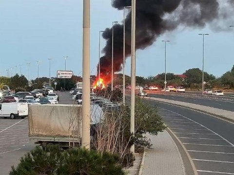 Zuğulba şossesində yanğın - Tıxac yarandı