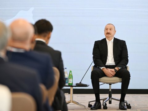 Suallar çox, cavablar çox sərrast!