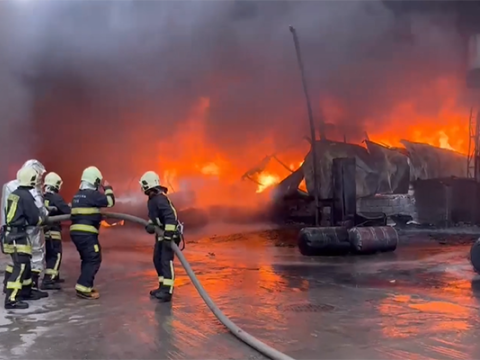 Sumqayıtda yanğın - 22 nəfər təxliyə edildi