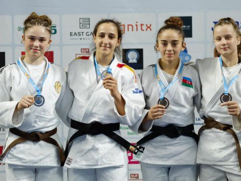 Avropada daha 3 medal