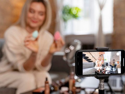 Azərbaycanda reklama görə 4 blogerdən ŞİKAYƏT EDİLDİ - RƏSMİ