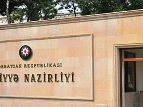 Əməliyyat görüntüləri paylaşan baş həkimə XƏBƏRDARLIQ EDİLDİ&nbsp;