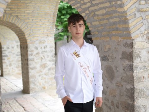 "Mobil telefonum olmayıb" - 700 bal toplayan Orxan