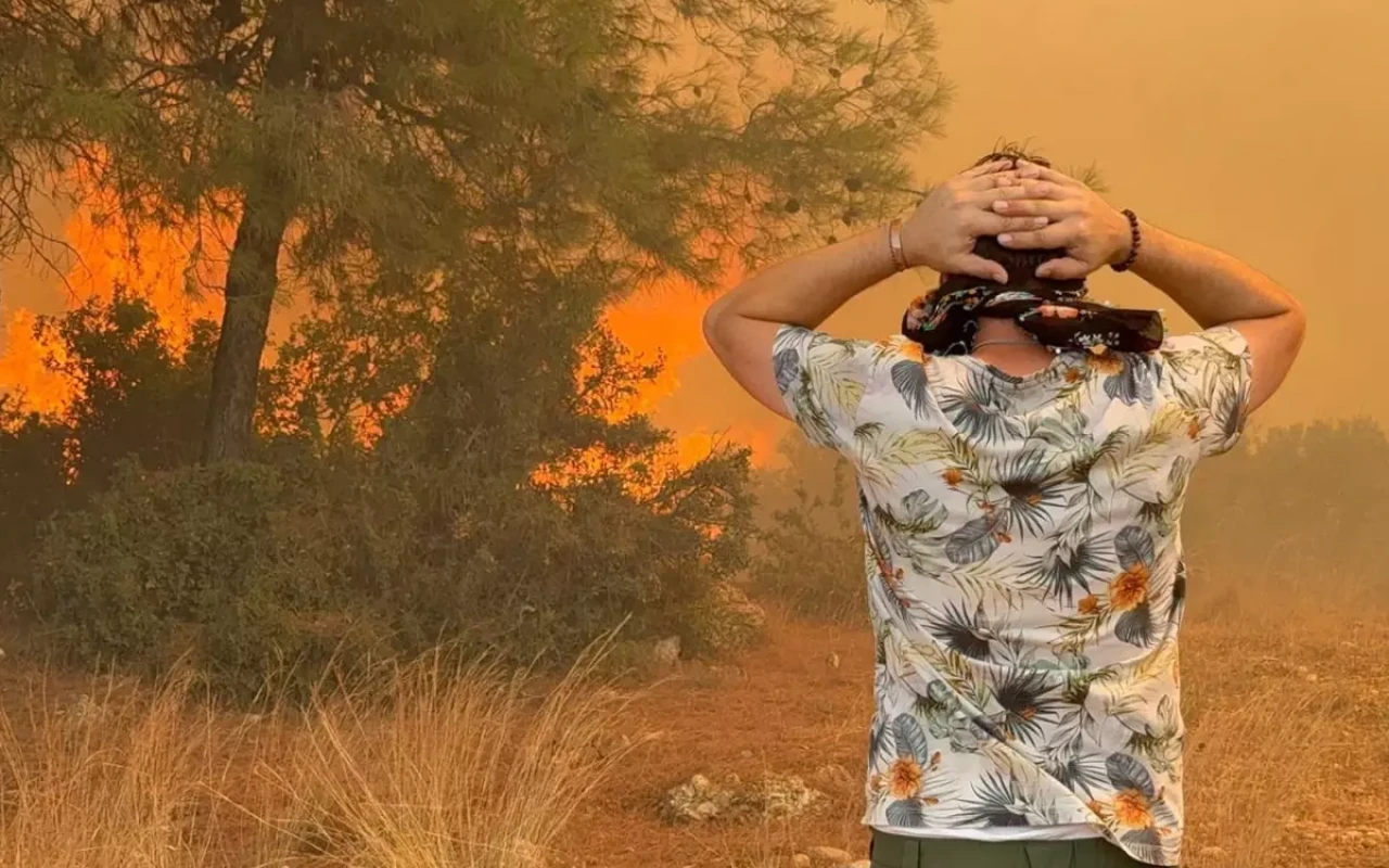 Antalyada yanğınlar yaşayış məntəqələrinə&nbsp;yaxınlaşır