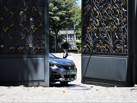 3 ölkə İranla bağlı danışıqlara başladı