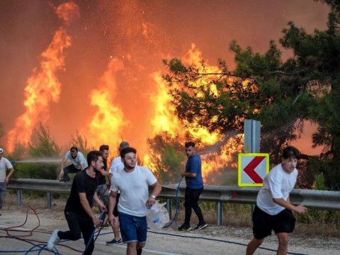 Türkiyədə meşə yanğını - Əhali&nbsp;təxliyə edilir