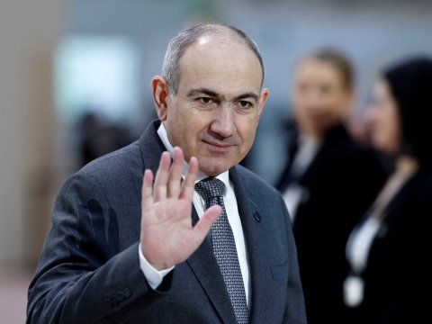 Paşinyan uzunmüddətli məzuniyyətə çıxdı