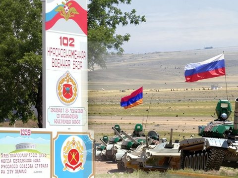 Rusiya Paşinyanı devirməyə HAZIRLAŞIR?