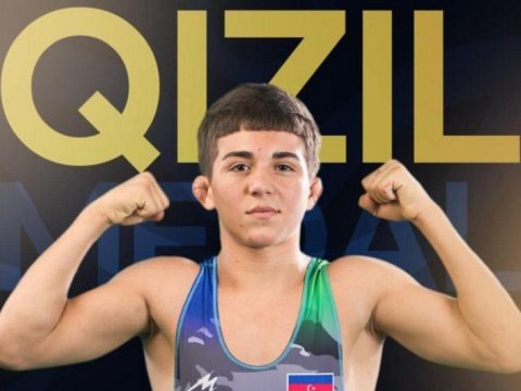 Əli Nəzərov dünya çempionu oldu