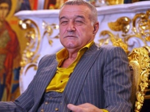 Ağzımı tikmək məcburiyyətində qalacağam...