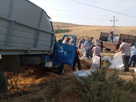 Cəlilabadda "Qaz-53" aşdı - Ölən və yaralananlar var