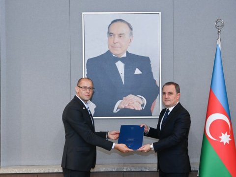 İsrailin yeni səfiri Ceyhun Bayramovla görüşdü