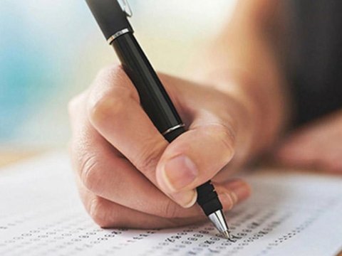 720 namizəd dövlət qulluğu üzrə imtahan verdi