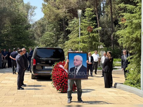 İlham Əliyev və Mehriban Əliyeva Elçin Əfəndiyevin vəfatı ilə bağlı nekroloq imzaladılar