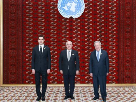 Əli Əsədov Türkmənistan Prezidenti ilə görüşdü