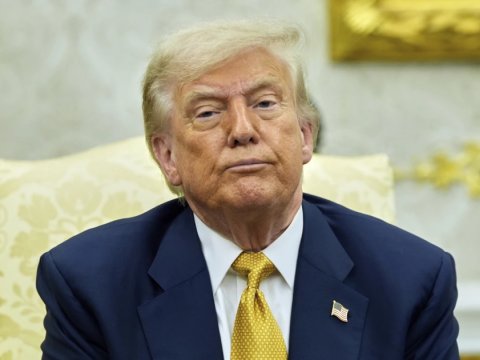 Tramp Avropaya xəbərdarlıq etdi