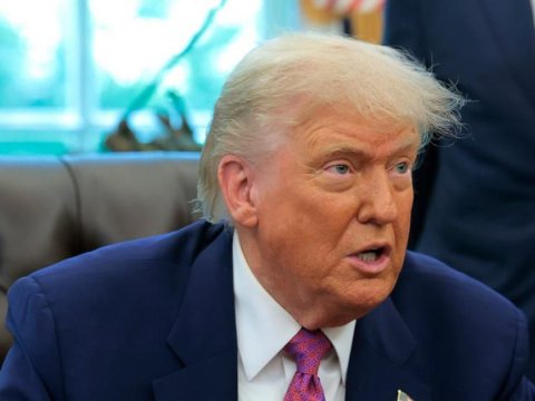 Tramp Putin və Zelenski ilə üçtərəfli görüş keçirmək istəyir