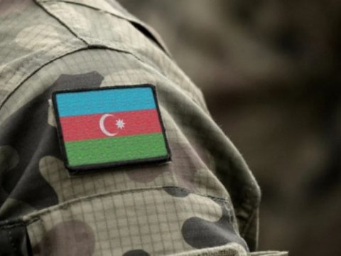 “TikTok”da hərbi formada video paylaşanlar CƏRİMƏLƏNƏ BİLƏR