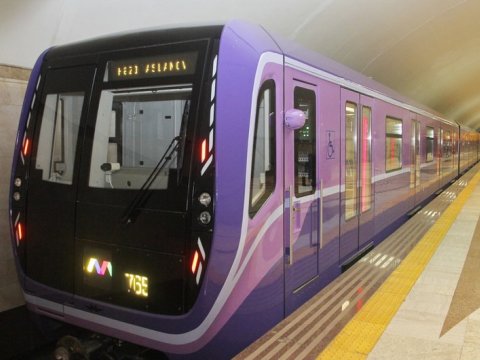 Həmin uşaq&nbsp;25 yaşına qədər metrodan pulsuz İSTİFADƏ EDƏCƏK