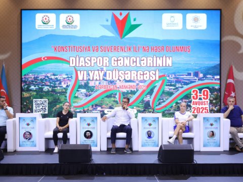 Xankəndidə diaspor gəncləri idmançılarla görüşdü - FOTOLAR