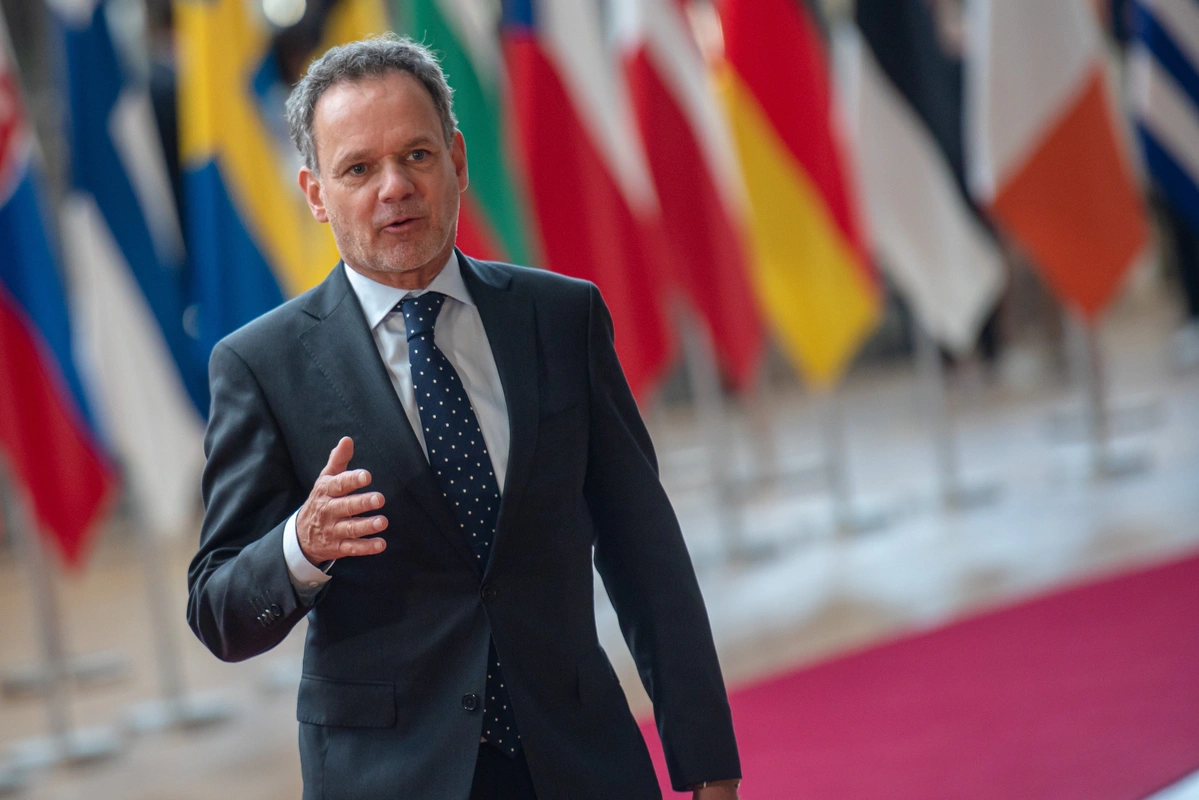 Sülh sazişi artıq əlçatandır - Niderland XİN