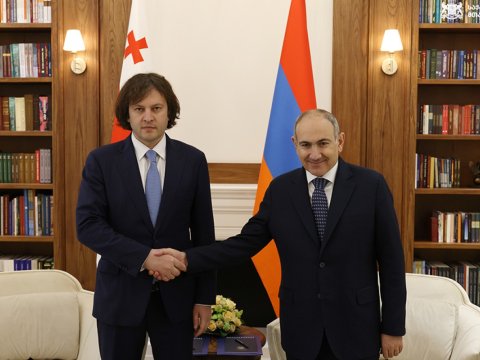 Paşinyan həmkarına Vaşinqton görüşü barədə məlumat verdi