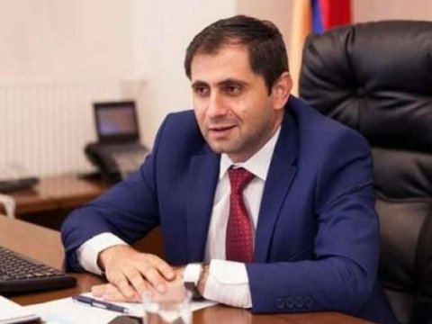 Papikyanın müşaviri həbs edildi