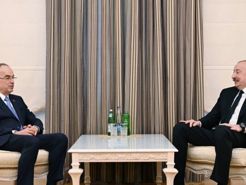 Albaniya Prezidenti İlham Əliyevə məktub yazdı