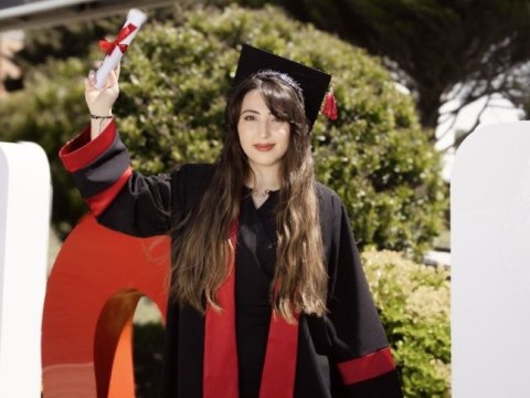 BMU məzunu Böyük Britaniyanın Edinburq Universitetində