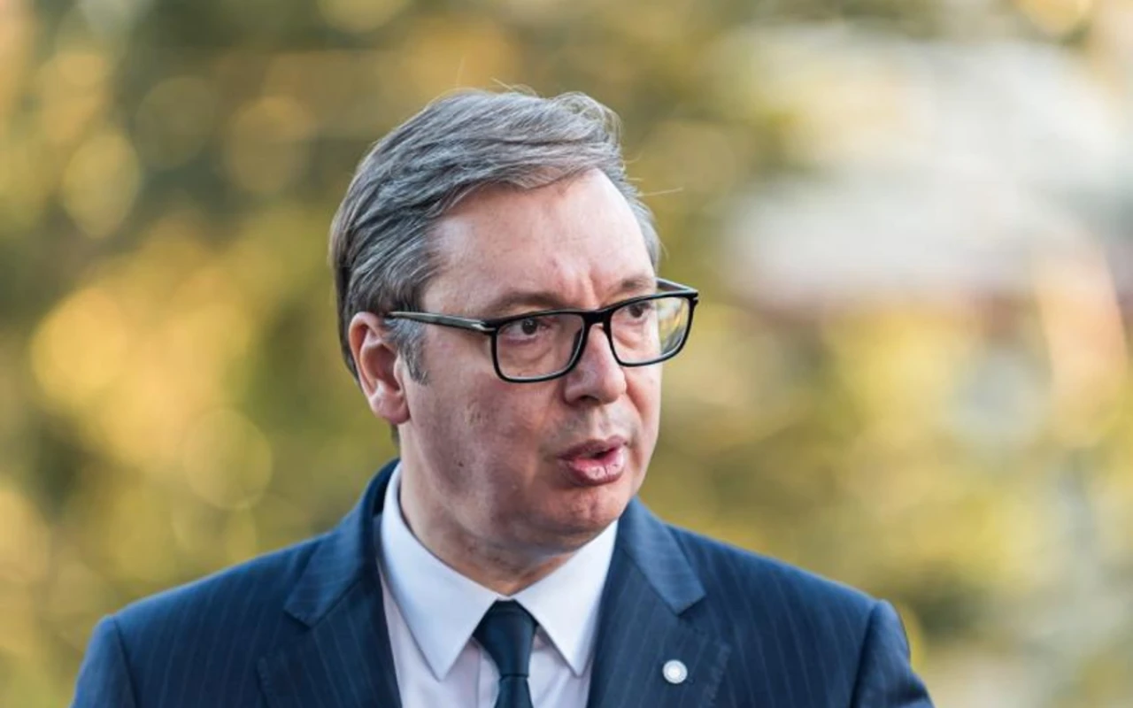 Vuçiç prezidentliyə namizəd olmayacaq