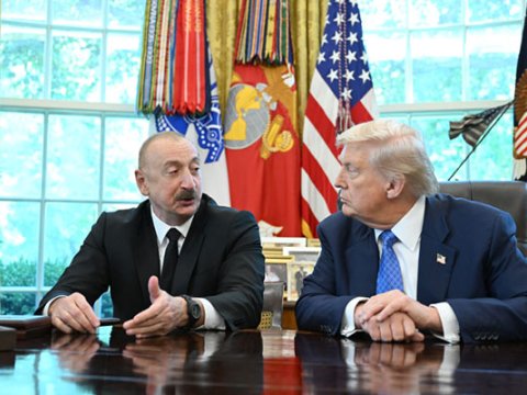 Ağ Evdəki görüşdən yeni GÖRÜNTÜLƏR