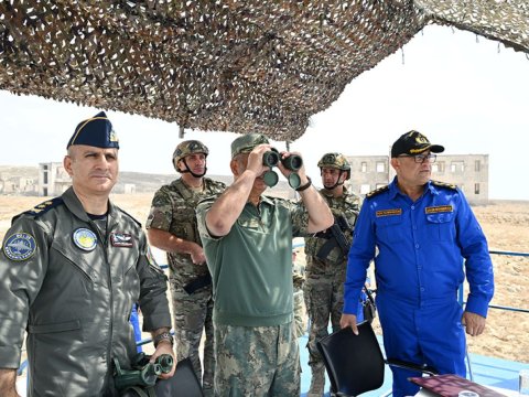 Xəzər dənizində döyüş atışlı təlimlər - GÖRÜNTÜLƏR