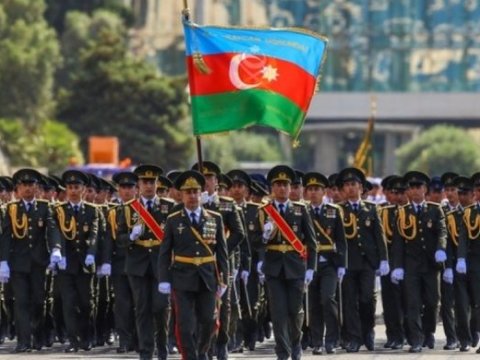 Azərbaycan hərbçiləri Pakistandakı paradda - VİDEO