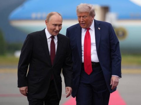 Tramp sammitin əvvəlində şən görünürdü, sonda bədbin - Xarici KİV