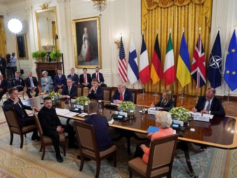 Tramp Azərbaycanla Ermənistanı misal çəkdi