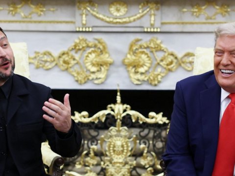 Zelenski Trampa neçə dəfə təşəkkür edib?