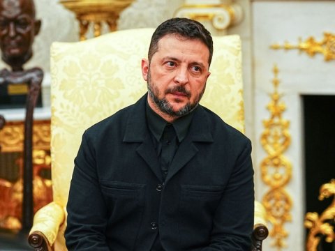 Putinlə istənilən formatda görüşə hazırdır