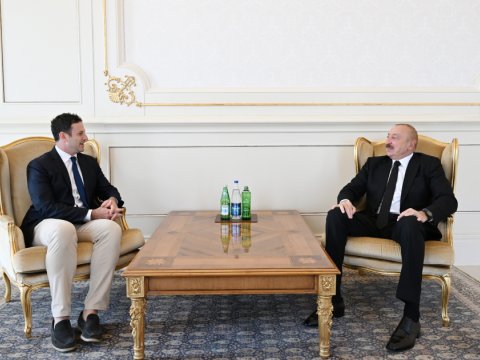 İlham Əliyev şirkət prezidentini qəbul edib