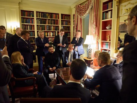 Dünənki görüşdən FOTOLAR paylaşdı