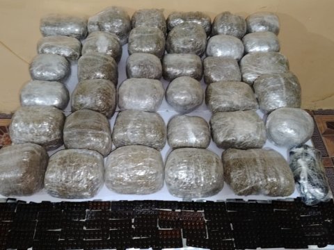 İrandan 40 kiloqram narkotik gətirmək istədilər