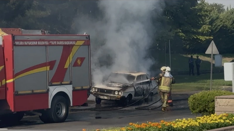 Türkiyə parlamenti önündə&nbsp;&ldquo;Beyaz Toros&rdquo; yandırıldı - ANBAAN GÖRÜNTÜLƏR