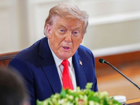 Tramp daha bir ay gözləmək istəmir