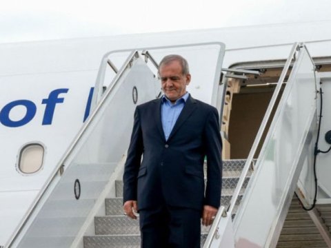 Pezeşkian Belarusa gedib