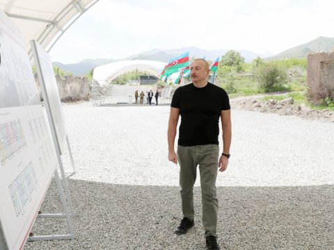 İlham Əliyev&nbsp;Ermənistana pulsuz silah verilməsinin məqsədini açıqladı